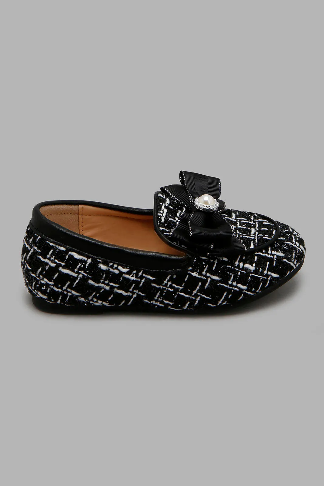 Black And White Loafer With Bow