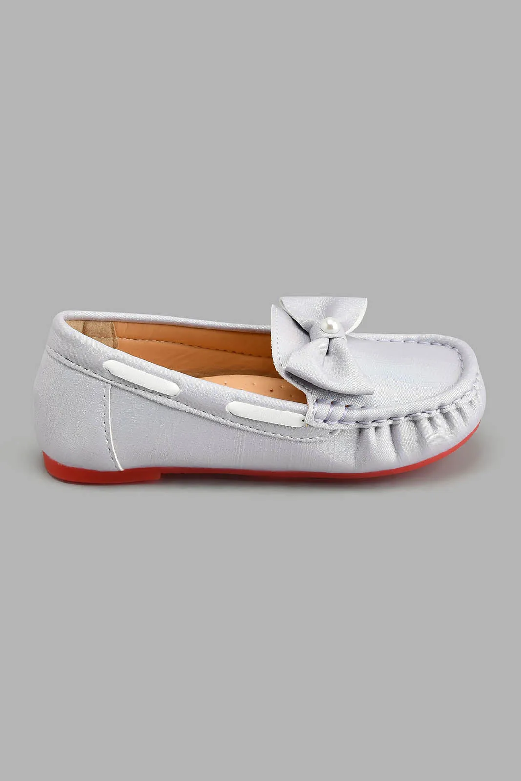 Silver Bow Trim Moccasin