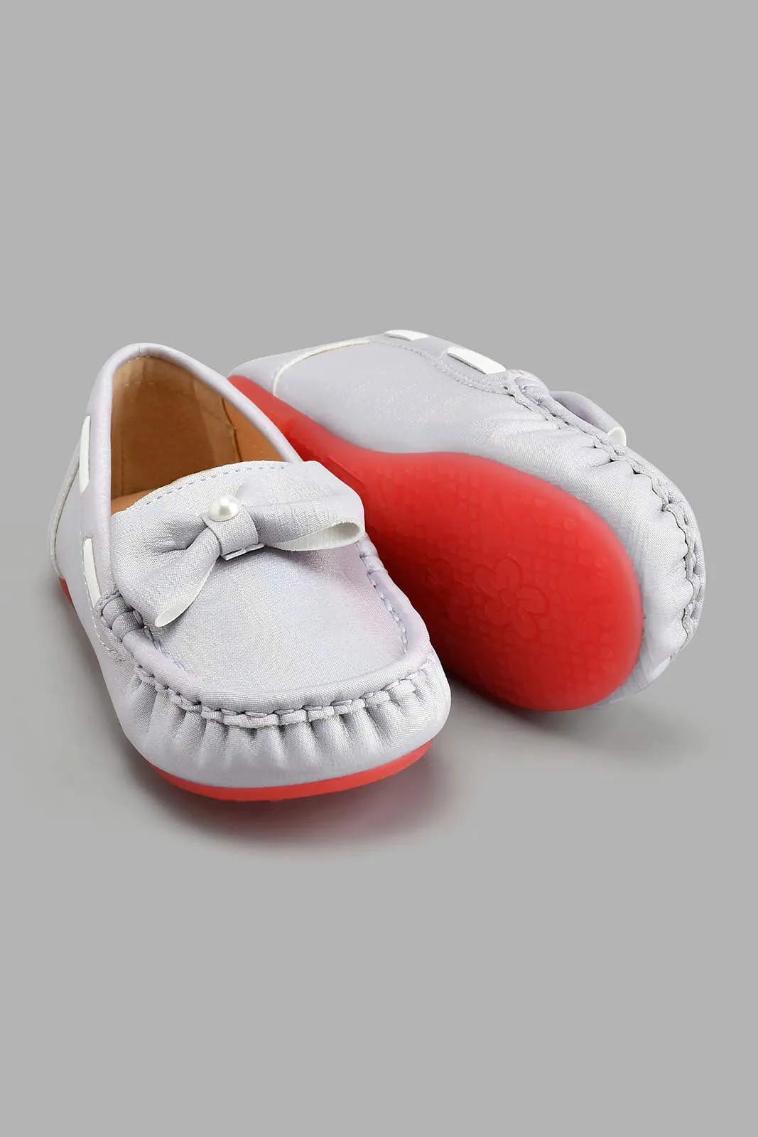 Silver Bow Trim Moccasin