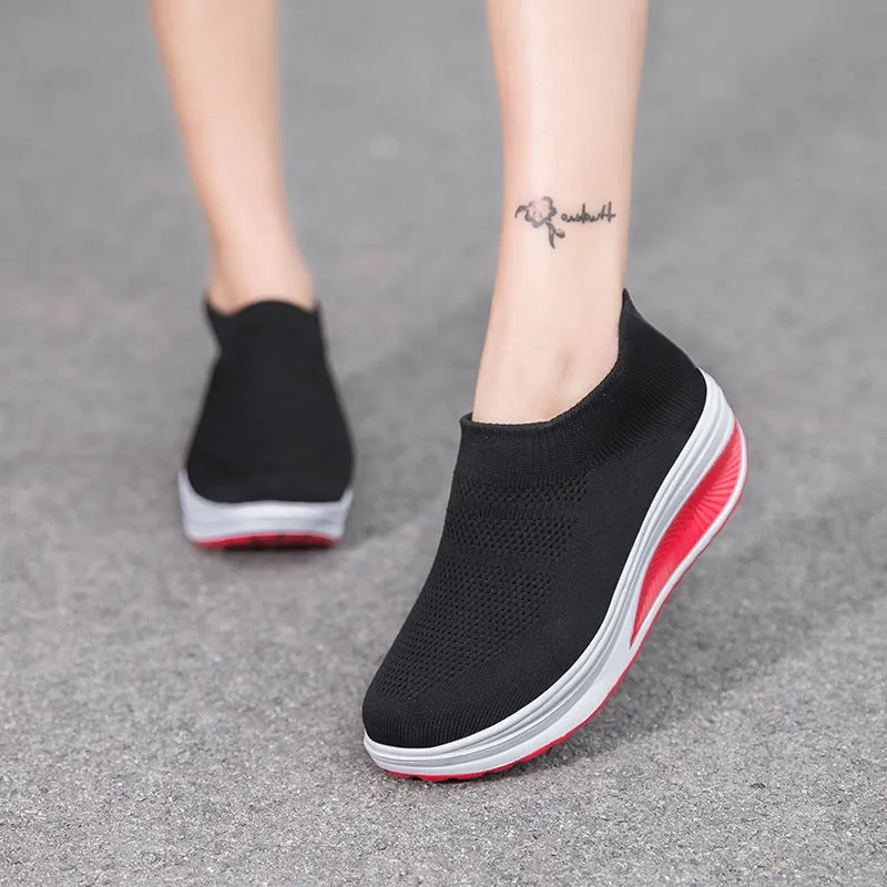 Women Breathable Slip-on Sneakers